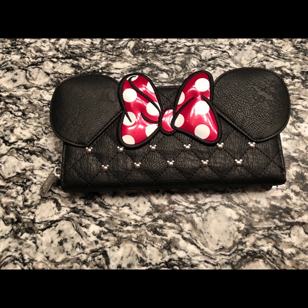 Brand new Loungefly Minnie Mouse Wallet